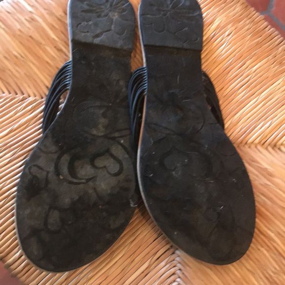 Sugarfoot 10B black sandals - Picture 3 of 4